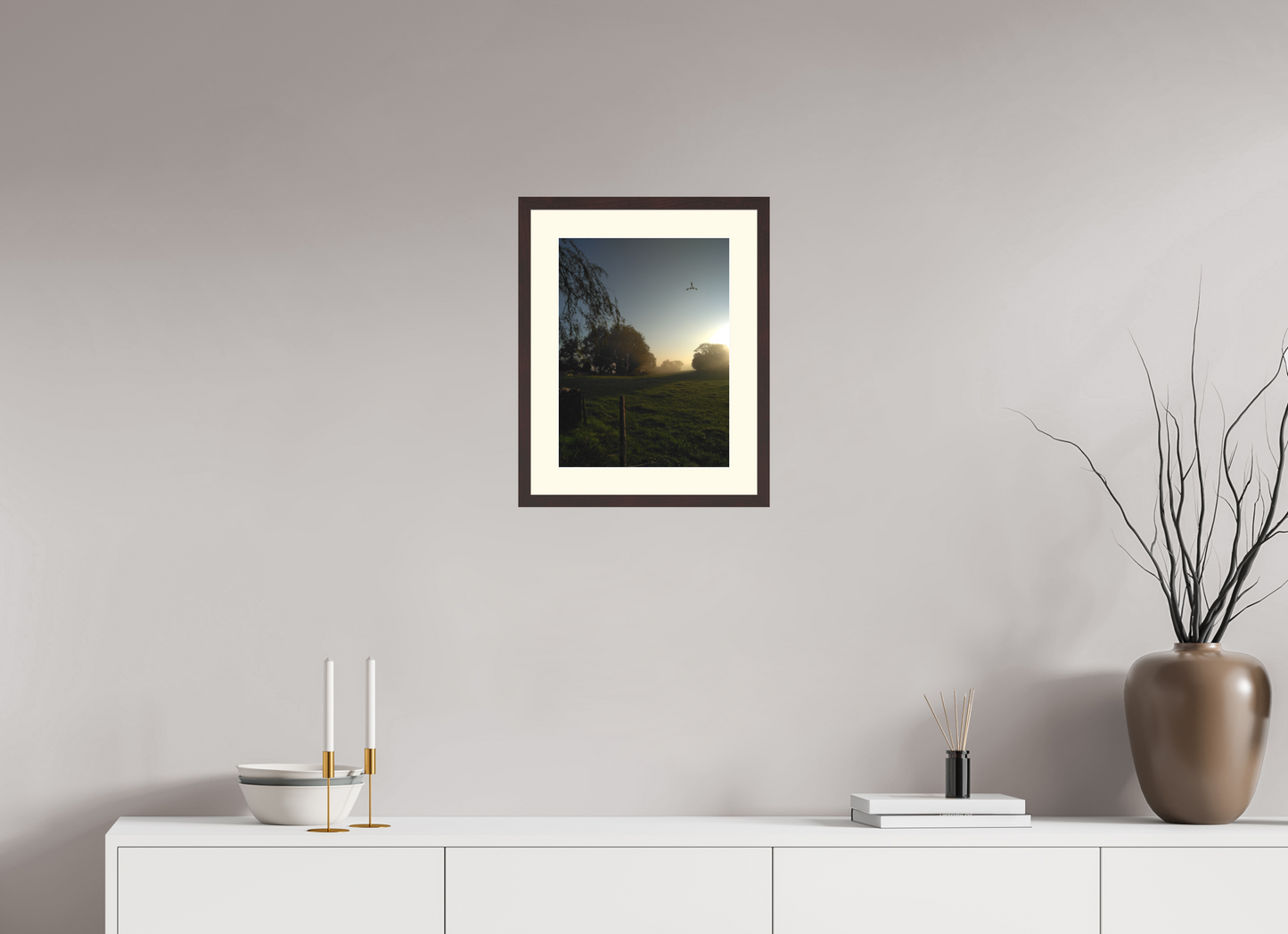 30 x 40 cm, Tirage photo avec Cadre en bois "Aulne brun" et Passe-partout Ivoire 08h27 ¤ Octobre