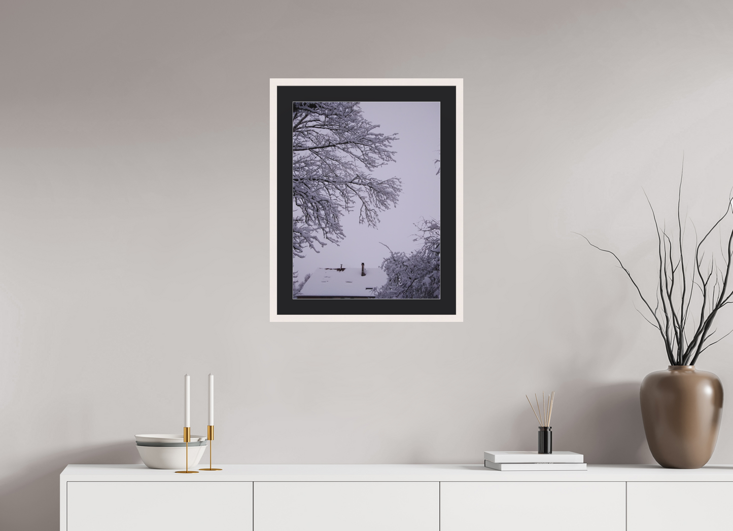 45 x 60 cm, Tirage photo avec Cadre en bois "Blanc érable" et Passe-partout Noir 10h08 ¤ Novembre