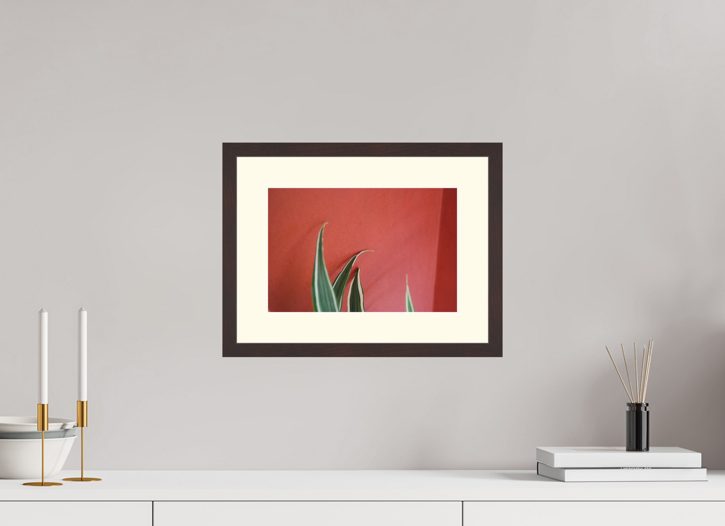 30 x 20 cm, Tirage photo avec Cadre en bois "Aulne brun" et Passe-partout Ivoire 15h46 ¤ Juin