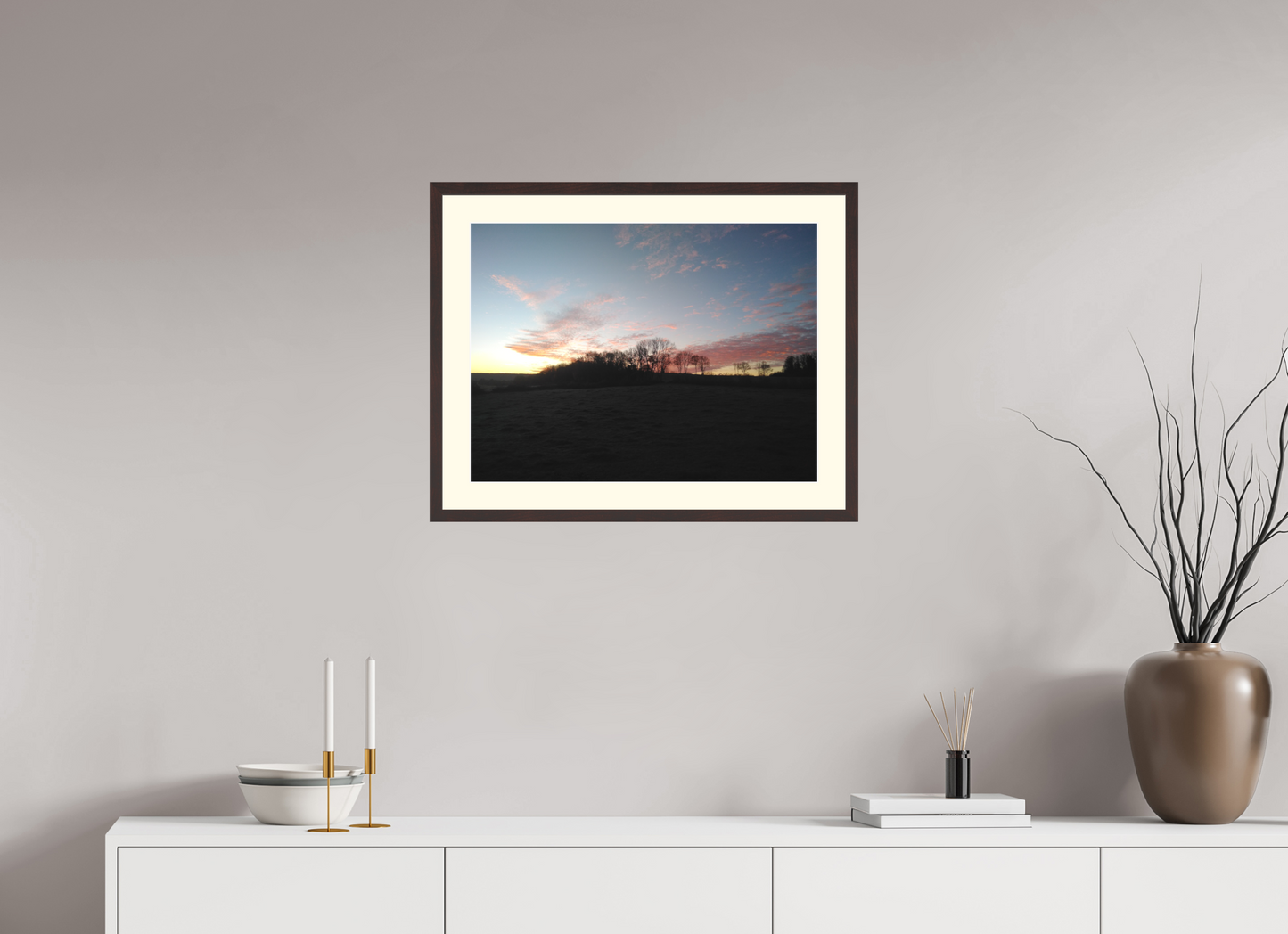 60 x 45 cm, Tirage photo avec Cadre en bois "Aulne brun" et Passe-partout Ivoire 07h48 ¤ Novembre