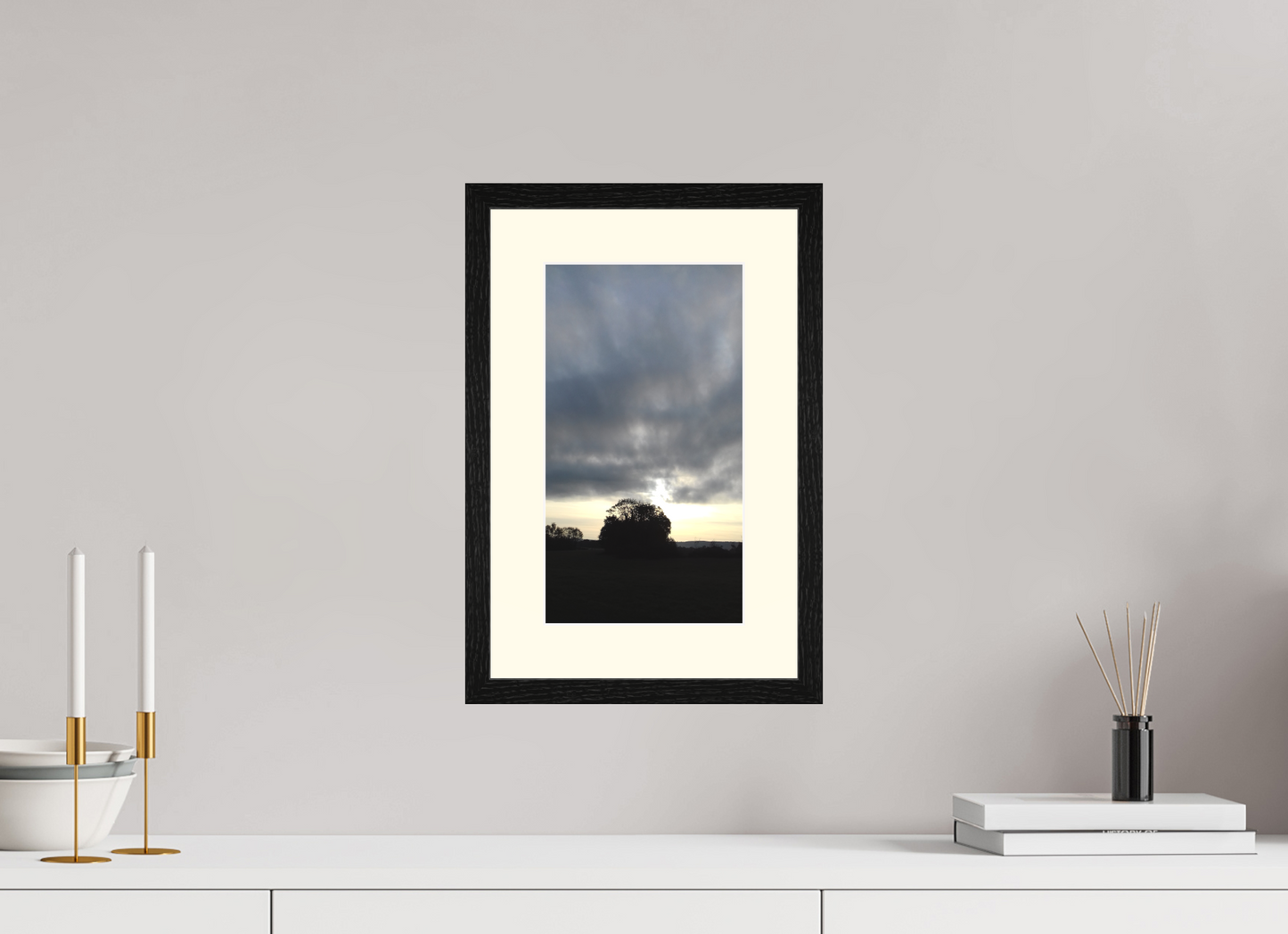 18 x 32 cm, Tirage photo avec Cadre en bois "Chêne Noir" et Passe-partout Ivoire 08h27 ¤ Septembre