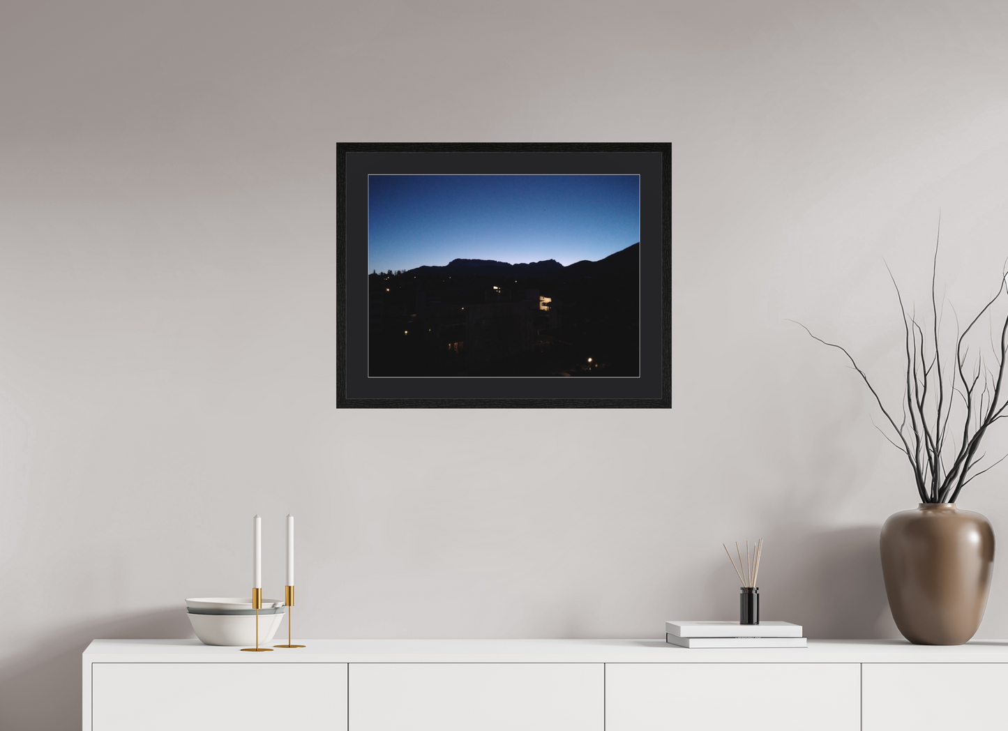 60 x 45 cm, Tirage photo avec Cadre "Chêne noir" et Passe-partout Noir 06h29 ¤ Mars