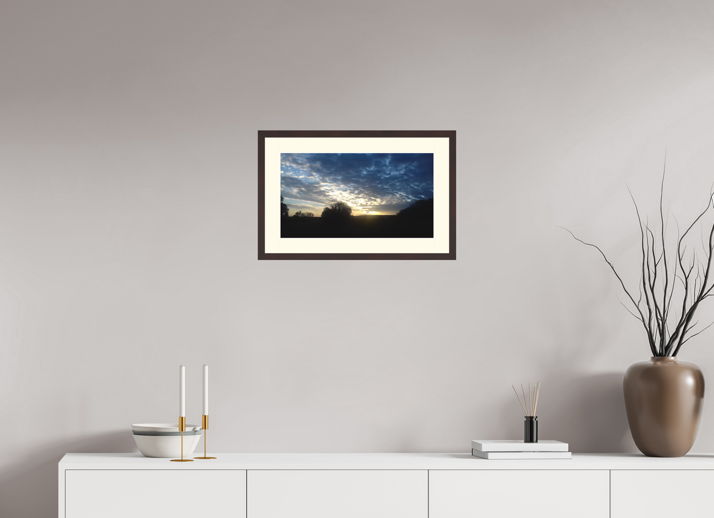 48 x 27 cm, Tirage photo avec Cadre en bois "Aulne brun" et Passe-partout Ivoire 08h29 ¤ Octobre