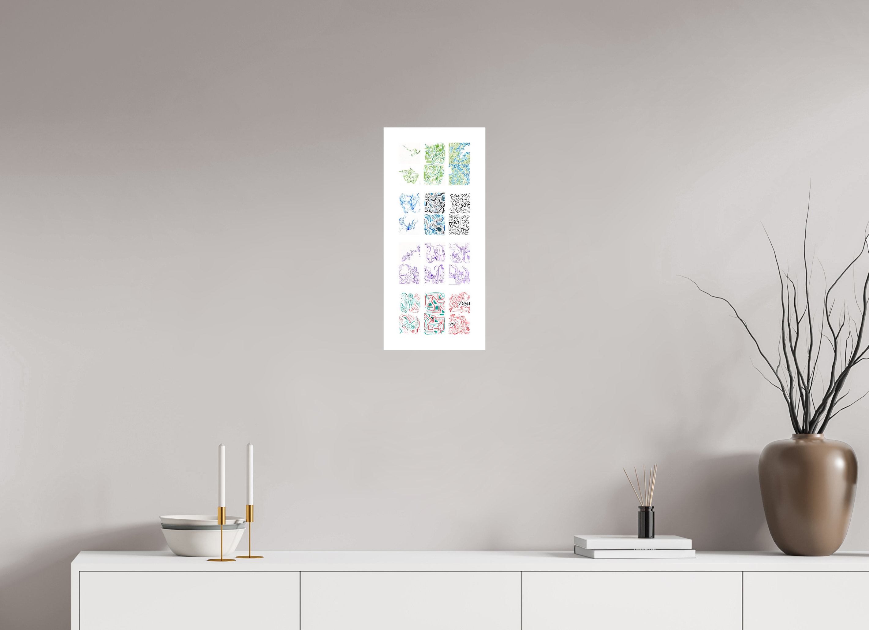 L'image représente un tableau abstrait à l'encre, multicolore, affiché au mur d'une pièce lumineuse. C'est une oeuvre de l'artiste peintre Maeva J.