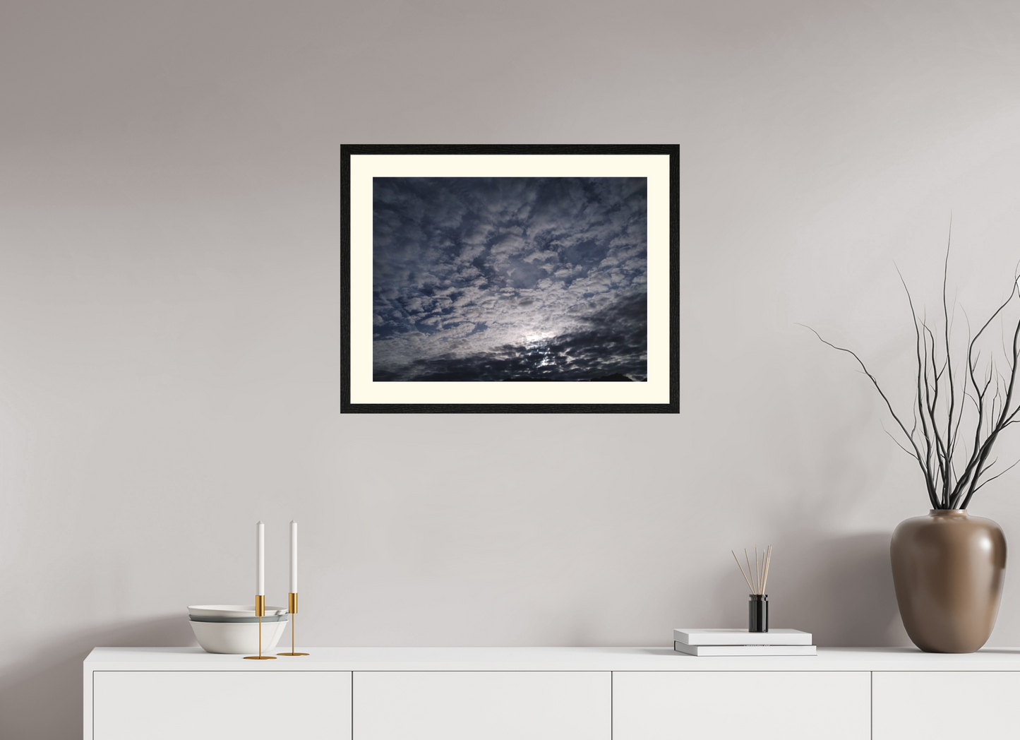 60 x 45 cm, Tirage photo avec Cadre en bois "Chêne Noir" et Passe-partout Ivoire 07h41 ¤ Juillet